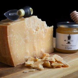Parmigiano Reggiano Vacche Brune DOP stagionato oltre 24 mesi