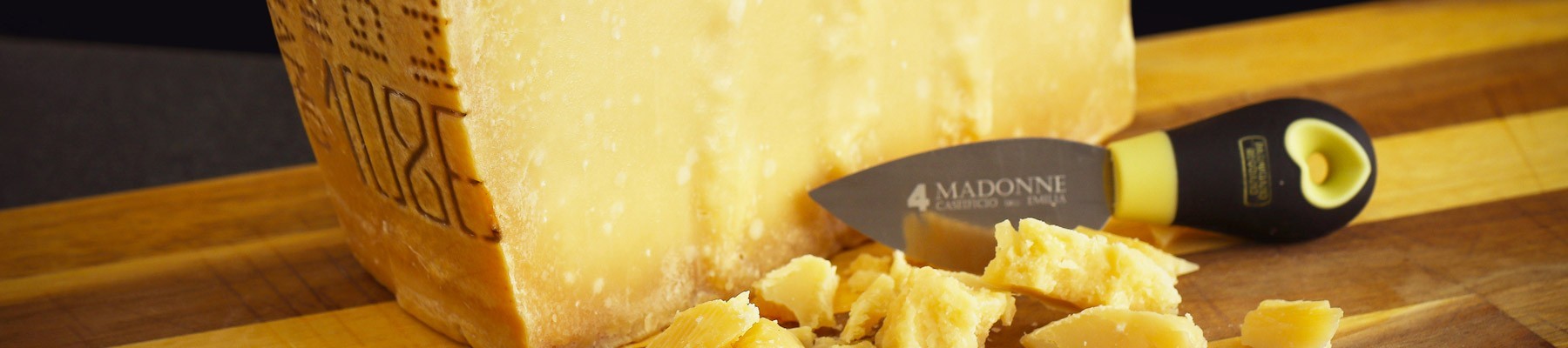 Bio Parmigiano Reggiano: Online Kaufen der Biologischer Parmesan Käse